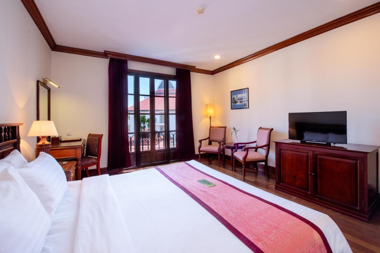 Steung Siemreap Hotel Siem Reap Exteriör bild