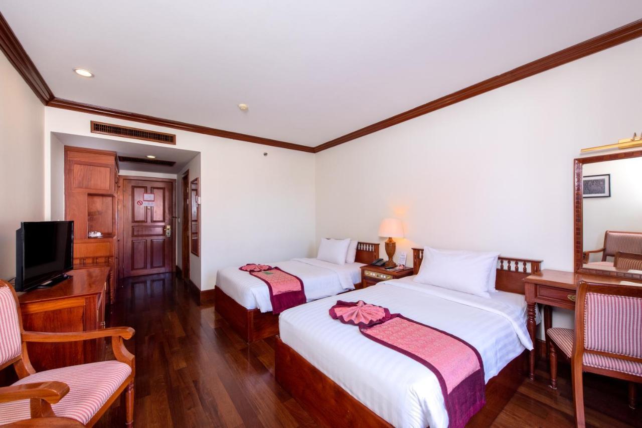 Steung Siemreap Hotel Siem Reap Exteriör bild
